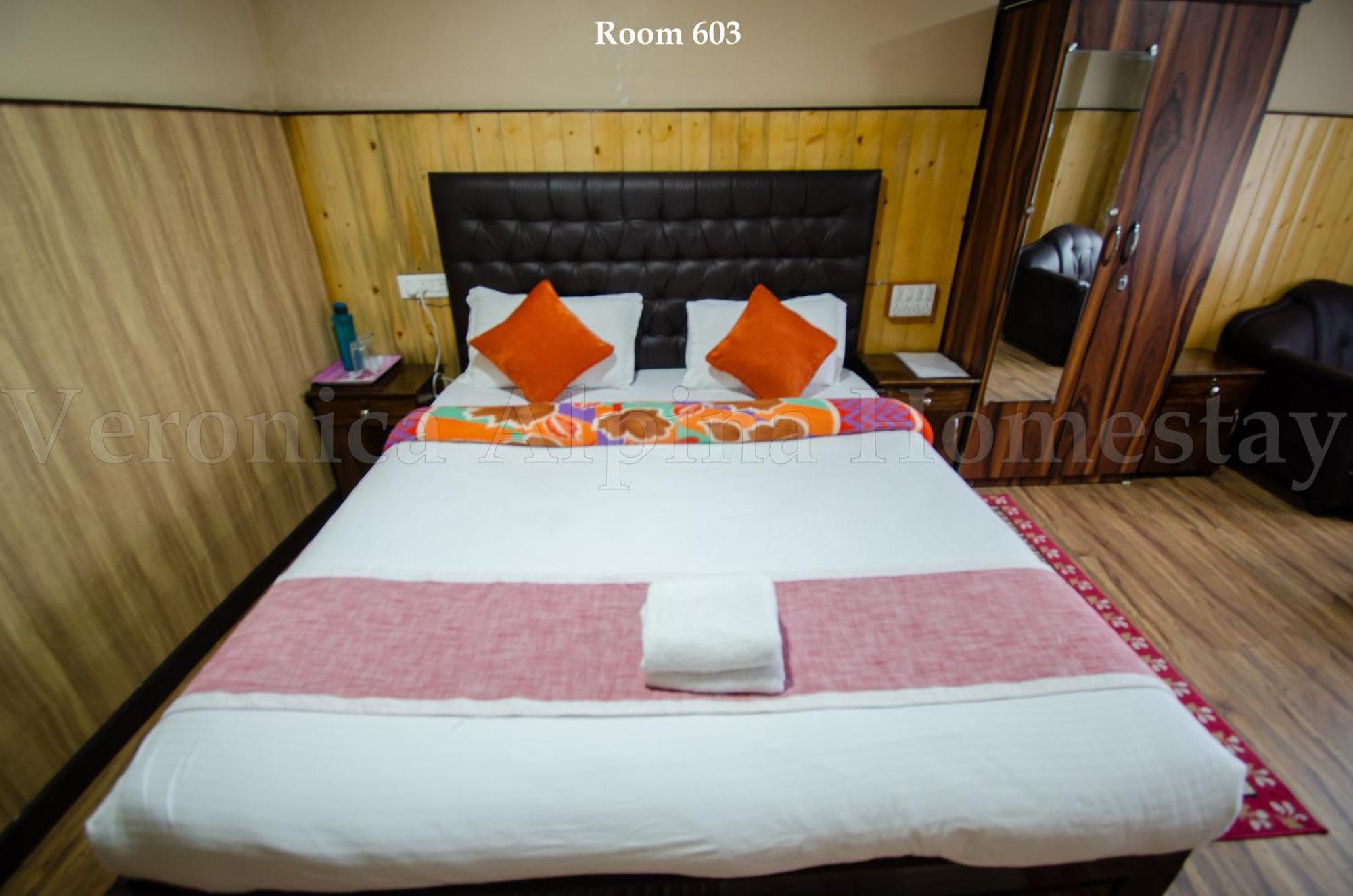Veronica Alpina Mountain View Home Darjeeling  Ngoại thất bức ảnh